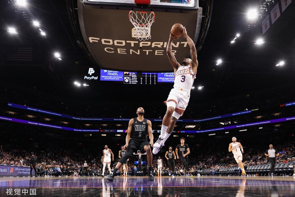 现了一个更 现了一个更