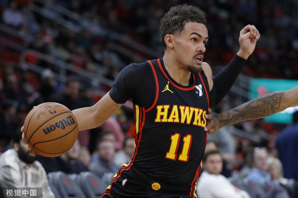 的自主性受 的自主性受