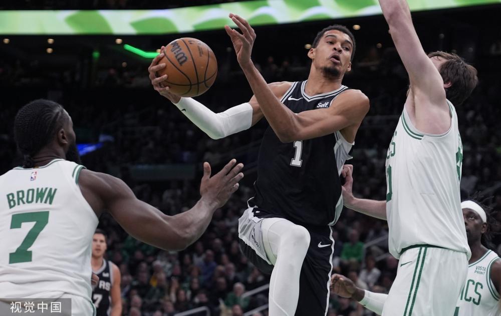 凭借惊人的 凭借惊人的