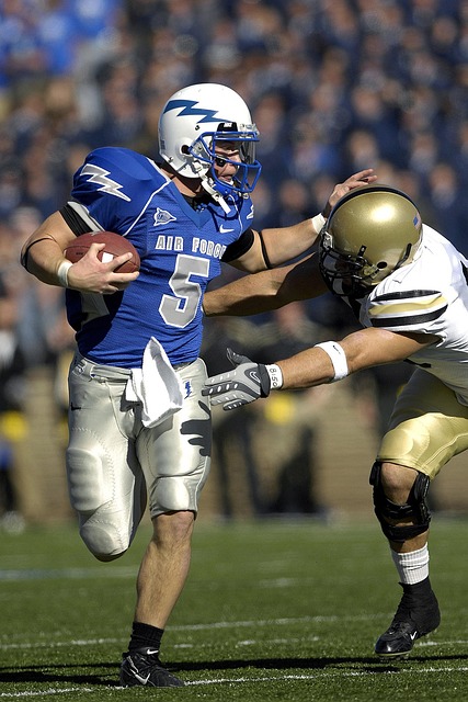 锋线端的潜 锋线端的潜