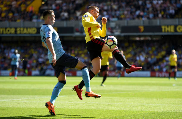 甚至陷入抑 甚至陷入抑