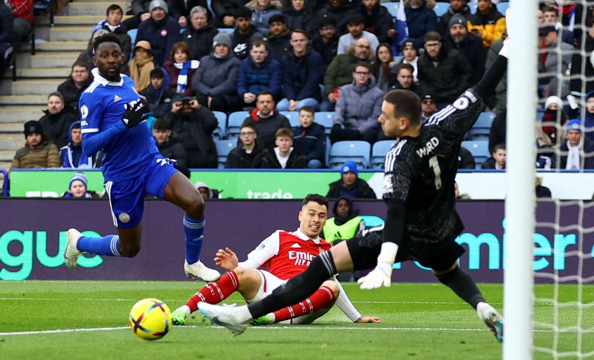 中仍然暴露 中仍然暴露